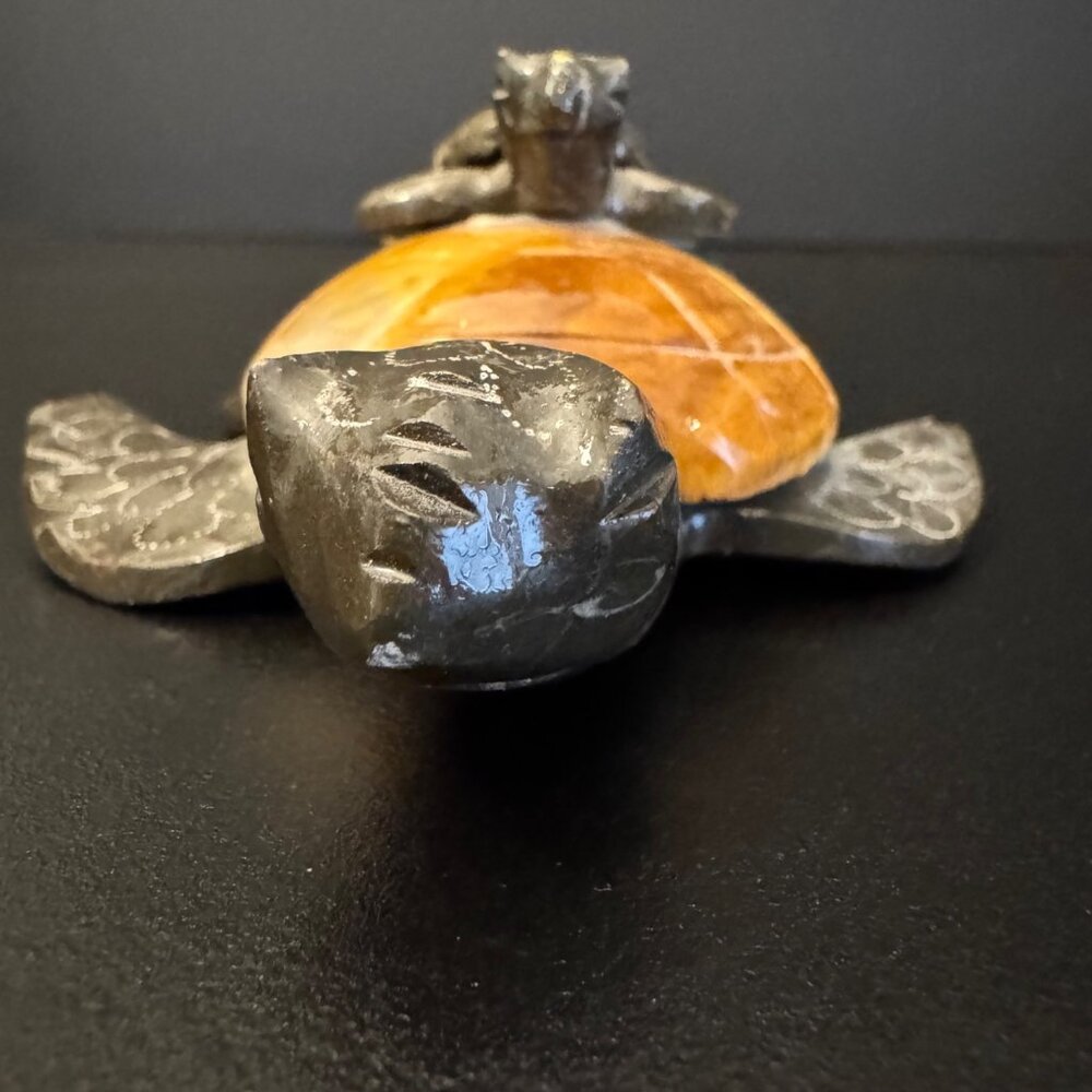 Hand Carved Marble Stone Sea Turtle w/ Baby Figurine Carving 4" X 4" - Picture 7 of 16